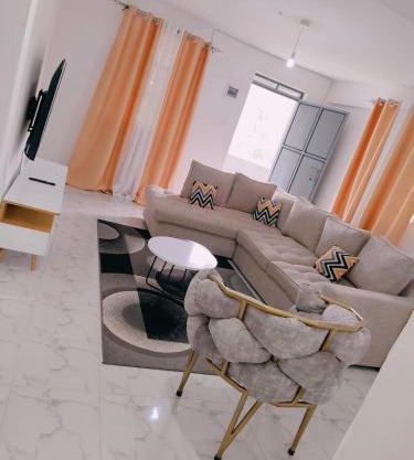Aura Luxe Homes