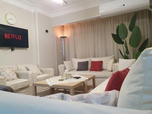Authentic Stylish 2BDR in Zaitoun - By Kemetland