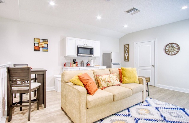 Autumn Deal! Glam It Up Studio~5m Charming San Marco~Sleeps 3
