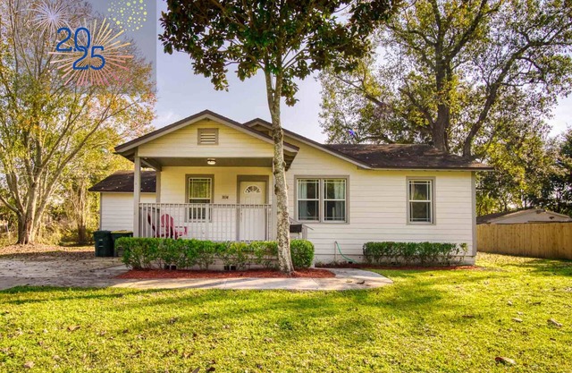 Autumn Deal! San Marco Retreat~Fam Trip~Home plus studio~Sleeps12~5Br
