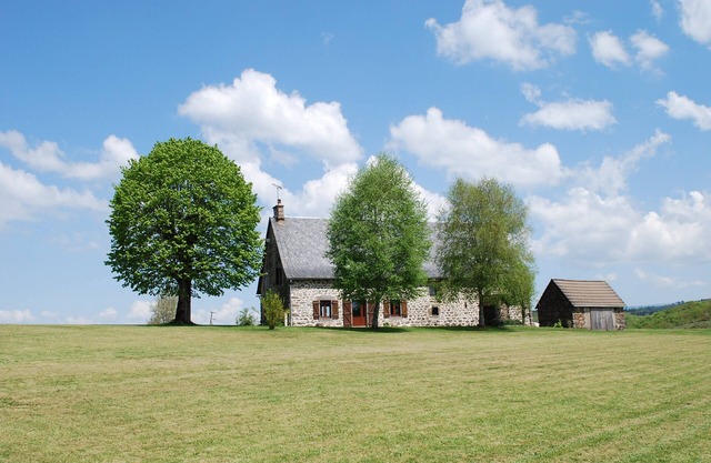 Auvergne farmhouse in the heart of nature