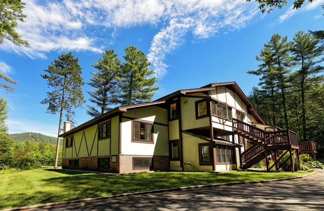 Available for the 2025 - 26 Ski Season, Views of Cranmore Mt.