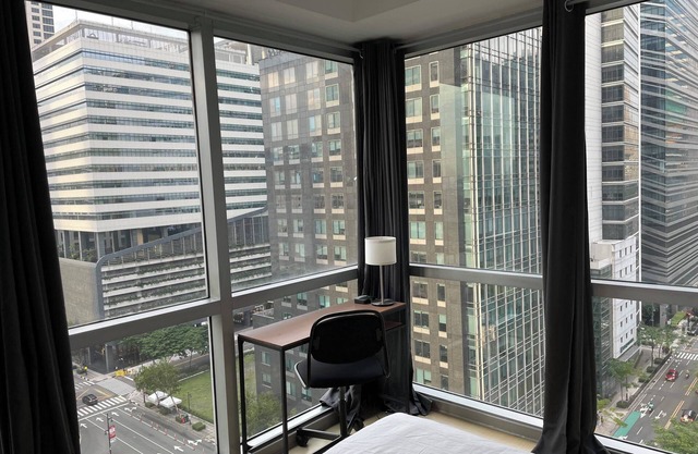AVANT Dahlia Room - one of the most luxurious addresses in the heart of BGC