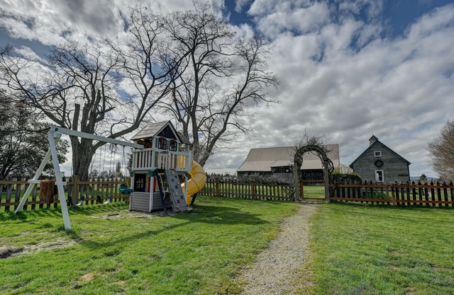 Avon Acres Farmhouse - Original 1910 home with modern updates and lots of charm!