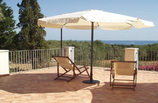 Away from it all, country house in front of the Plemmirio Marine Protected Area