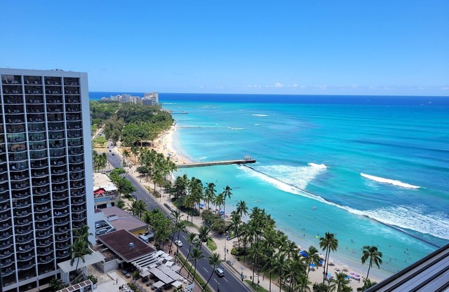 Awesome hi-rise ocean view, On-Beach, Lanai, Salt Pool, Sauna, Spa, Gym, Parking