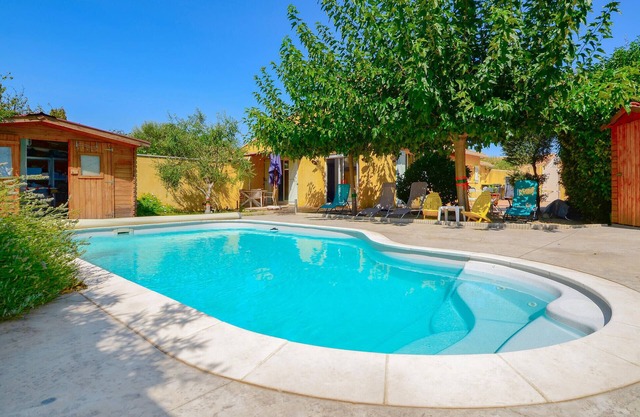 Awesome home in Marguerittes with WiFi