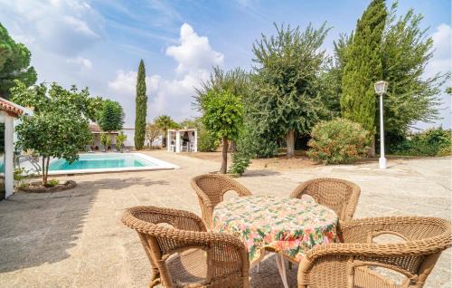 Awesome Home In Sevilla With Wifi