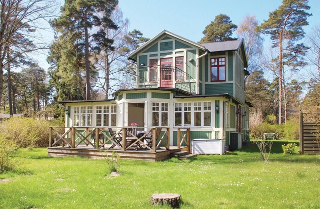 Awesome home in Ystad with kitchen
