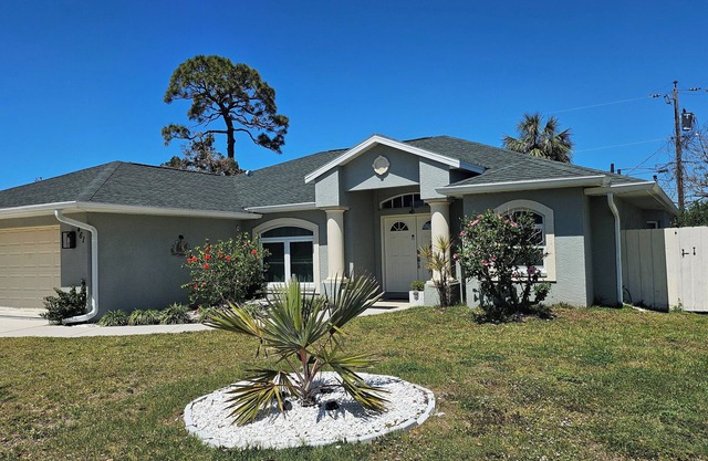 Awesome Location Home in Venice.