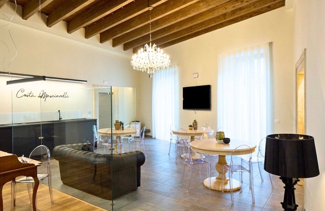 [B&B Costa Masciarelli] 3 Suites in the center of the city - Wi-Fi - A/C - View