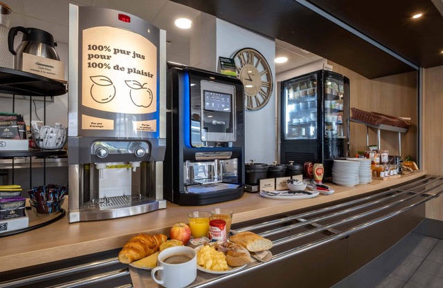 B&B HOTEL Niort Marais Poitevin Est