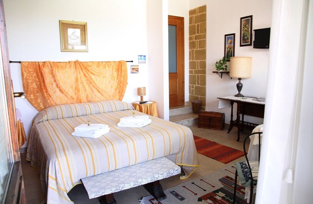 B & B Magna Grecia - room with private bathroom