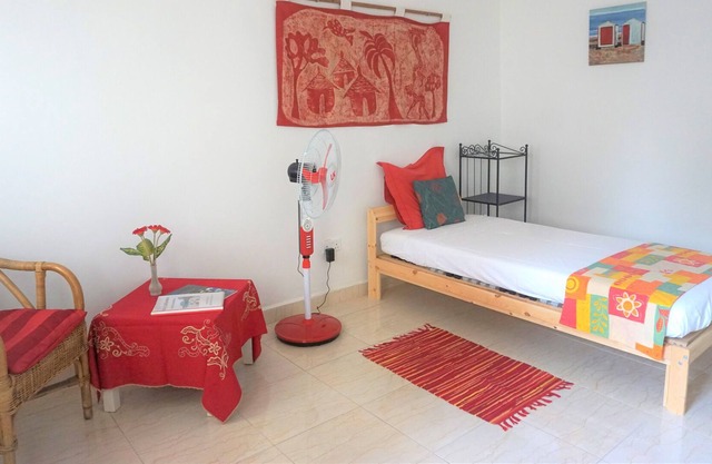 B & B Villa Calliandra, comfy single room with balcony, pool and garden