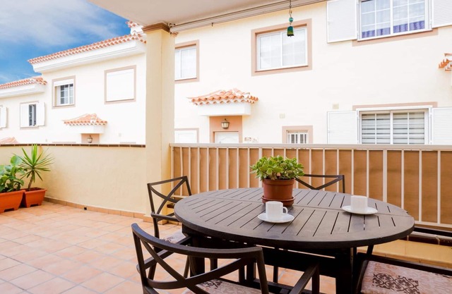 B102 La Finca Chayofa AC Terrace