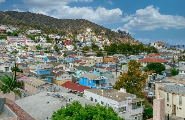 B44: 2 Bedroom, 2 Bath Condo, Balcony with Views - Bahia Vista - B44