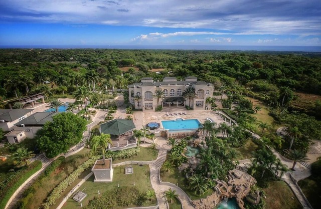 Bachelor Party Palace in Sosua
