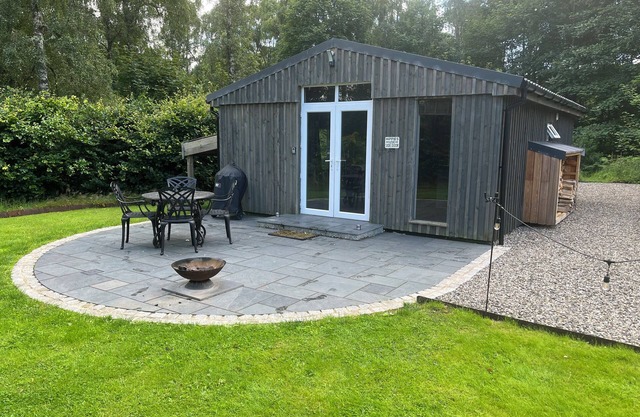 BACKSTAGE, family friendly, character holiday cottage in Pitlochry