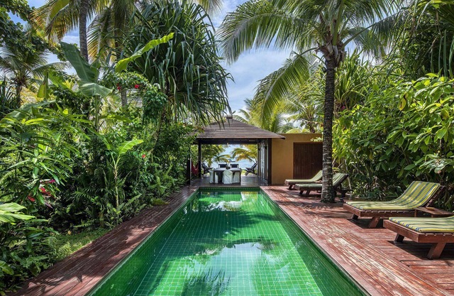 Bah308 - Colonial Mansion in Marau