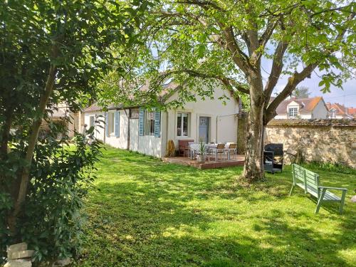 Baia, Une charmante maison avec jardin