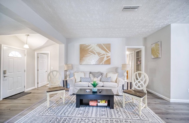 ~Bakery Buyout Sleeps 18 Krispy Kreme~