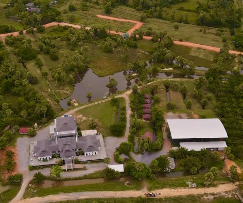 Bakkahland Farm and Resort