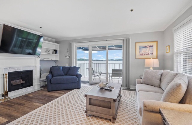 Balcony Bliss Over Lake Charlevoix | Waterfront Stay With Patio | Fireplace |