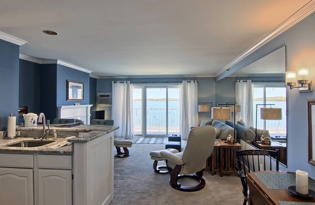 Balcony Overlooking Lake Charlevoix | Peaceful downtown Boyne | Fireplace |