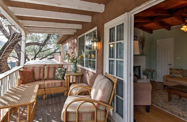 Balcony Studio Suite on Tucson Equestrian Estate!