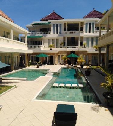 Bali Court Hotel & Apartment