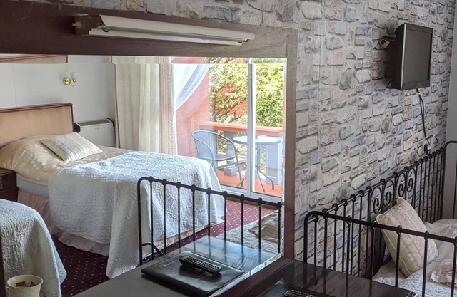 Balmoral Lodge Hotel