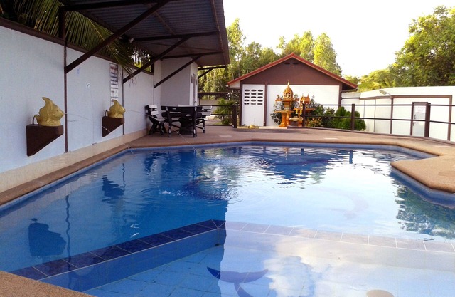 Banlang Hotel Resort & Swimmingpool