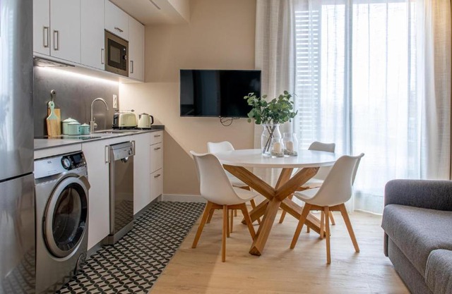 Barcelona Touch Apartments - Progres