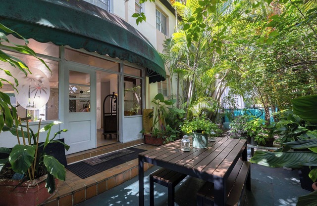 Barcelona Studios Guesthouse