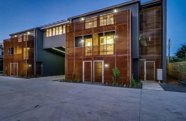 Bardo Lofts Courtyard Suite #102