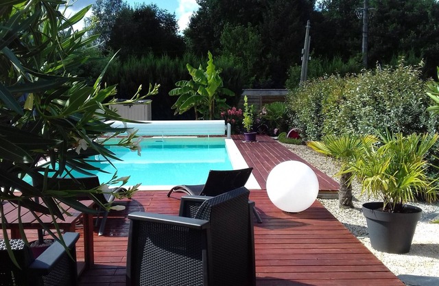 BASACH OF ARCACHON HOUSE WITH POOL AND PRIVATE PARKING