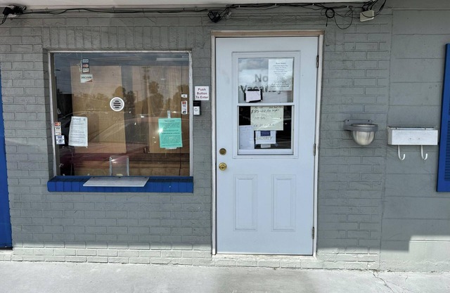 Base Motel By OYO South Tampa