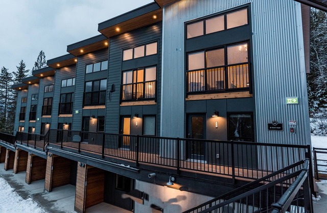 Basecamp Resorts Revelstoke I Micro-Suite