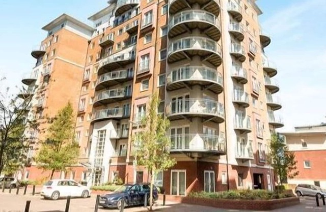 Basingstoke Spectacular 1 Bedroom Apartment
