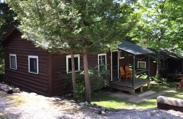 Bass Cove Cabin - LesCheneaux Landing