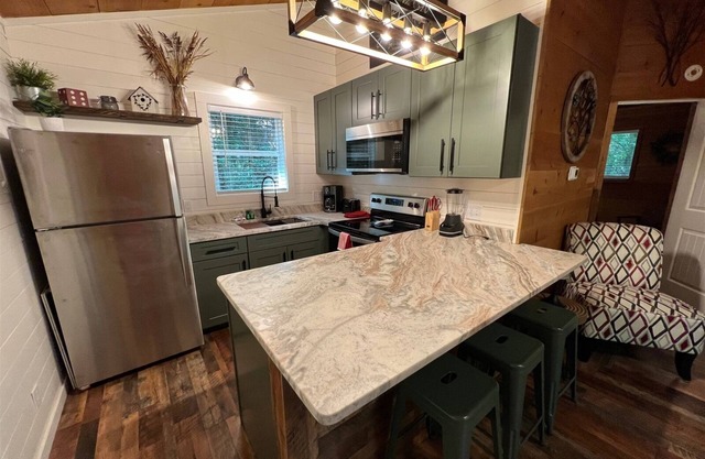 Bavarian Hideaway 25