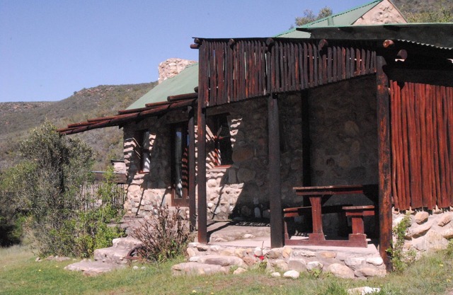 Baviaans Lodge