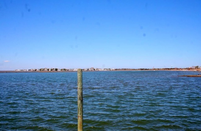 Bay Front Home in Loveladies.