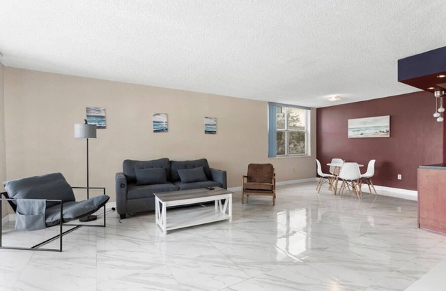 Bay Harbor Sunset APT 2A