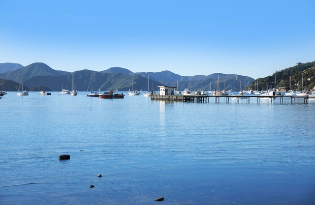 Bay Vista Waterfront Motel Picton