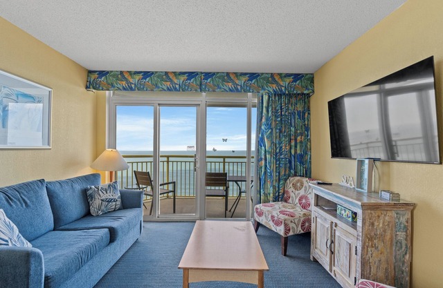 Bay Watch 1902-2BR/2BA Oceanfront Condo in North Myrtle Beach
