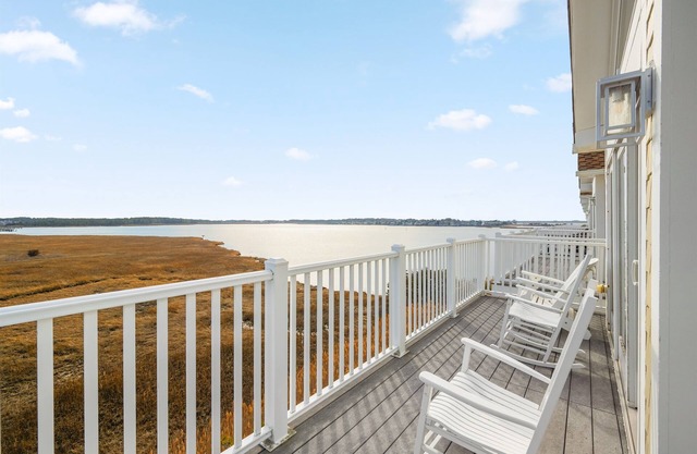 Bayfront Coastal Paradise with Pool