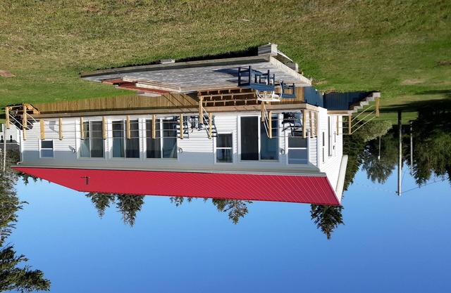 Bayfront cottage on Tracadie Bay