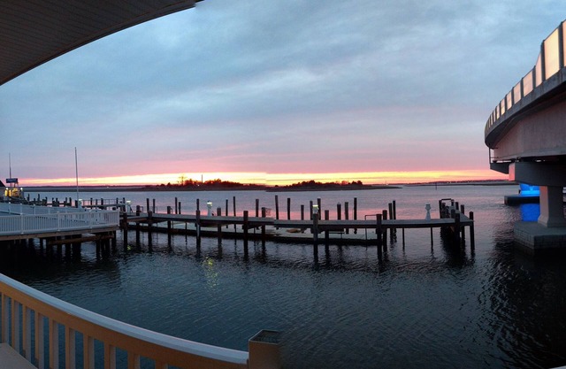 Bayfront Escape: 2-Bedroom Condo with Spectacular Bay Views in Ocean City, NJ!