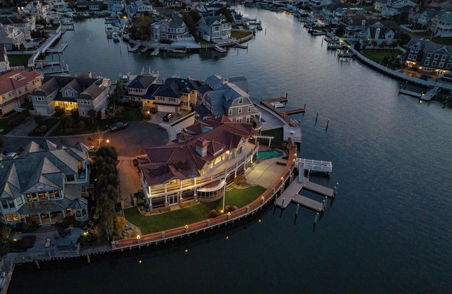 Bayfront Mansion w/Pool, 6BR, Ample Parking & Sunset Views